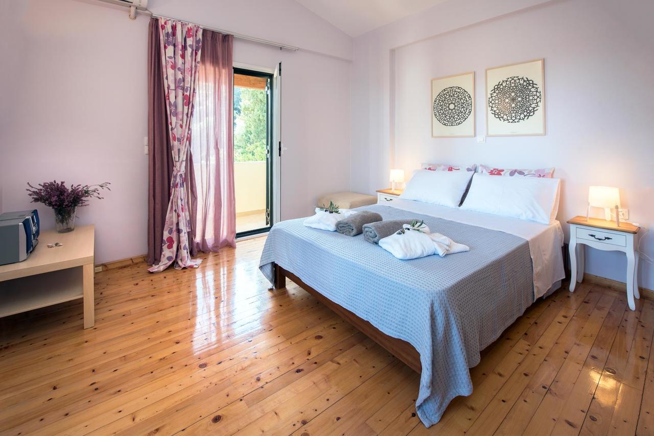 Gogles House Guest House Agioi Deka  ภายนอก รูปภาพ